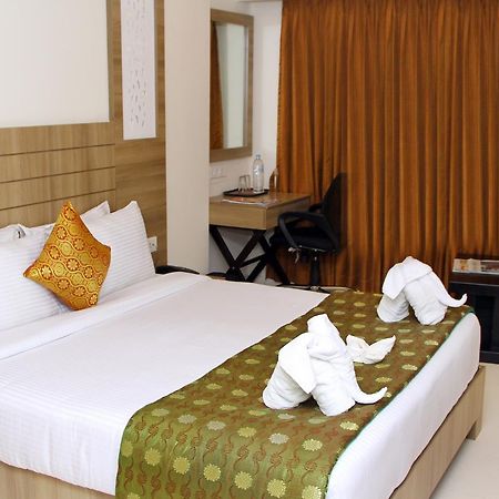 Vinayaga By Poppys ,Kumbakonam Hotel Ngoại thất bức ảnh
