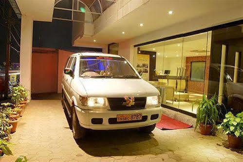 Vinayaga By Poppys ,Kumbakonam Hotel Ngoại thất bức ảnh