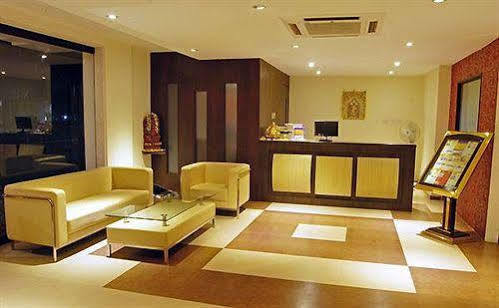Vinayaga By Poppys ,Kumbakonam Hotel Ngoại thất bức ảnh