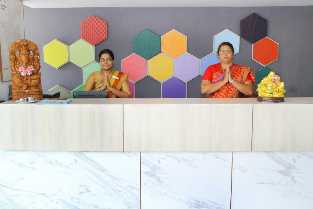 Vinayaga By Poppys ,Kumbakonam Hotel Ngoại thất bức ảnh